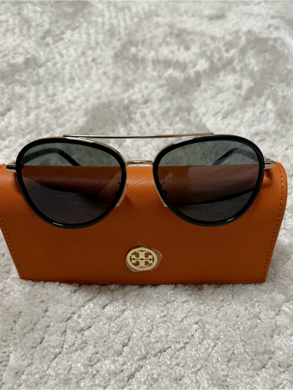 Tory Burch Eleanor Pilot Black/Gold Aviator Sunglasses